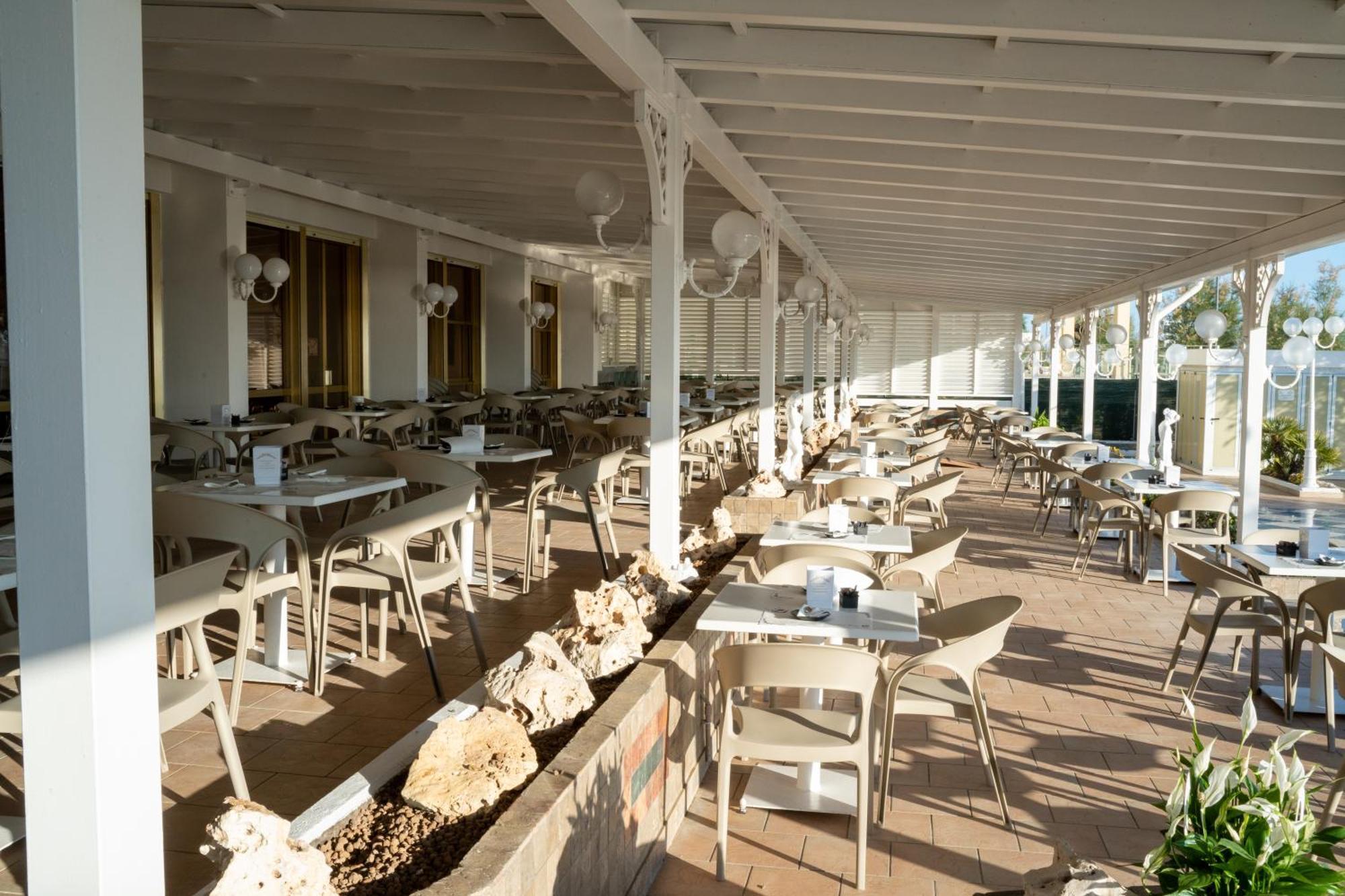 Grand Hotel Excelsior Senigallia Exterior foto